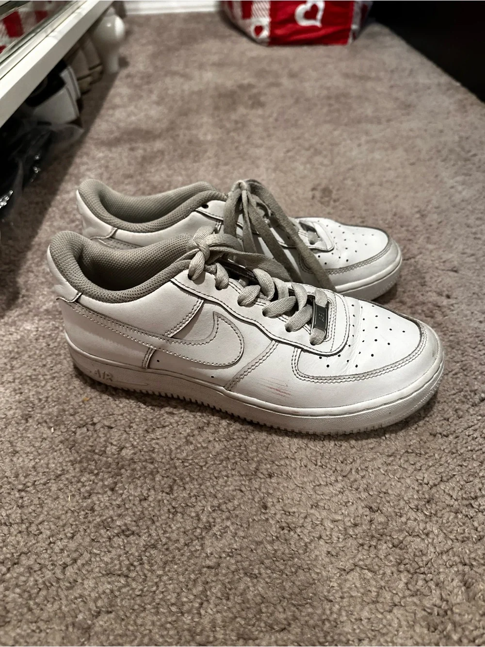 Nike Women’s White Air Force 1 Sneakers Size 5Y